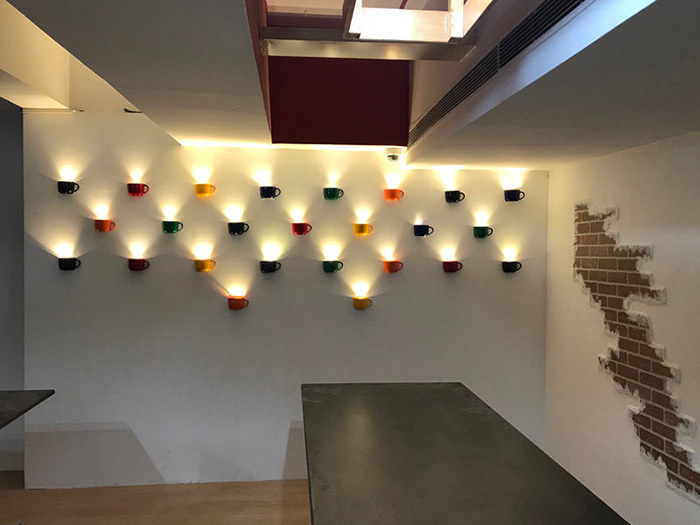 نور پردازی در دکوراسیون دفتر کار اشتراکی | شرکت معماری داخلی تهران دیزاین سنتر