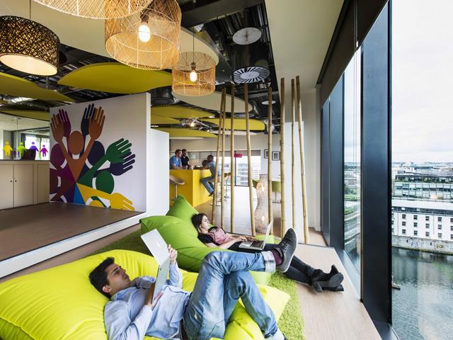 طراحی فضایی برای استراحت در محیط کار | شرکت معماری و دکوراسیون داخلی تهران دیزاین سنتر