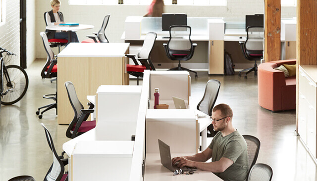میز کار غیر اختصاصی ؛ روشی نوین در طراحی اداری | شرکت تهران دیزاین سنتر