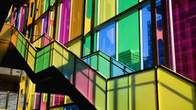 شیشه های رنگی | شرکت تهران دیزاین سنتر